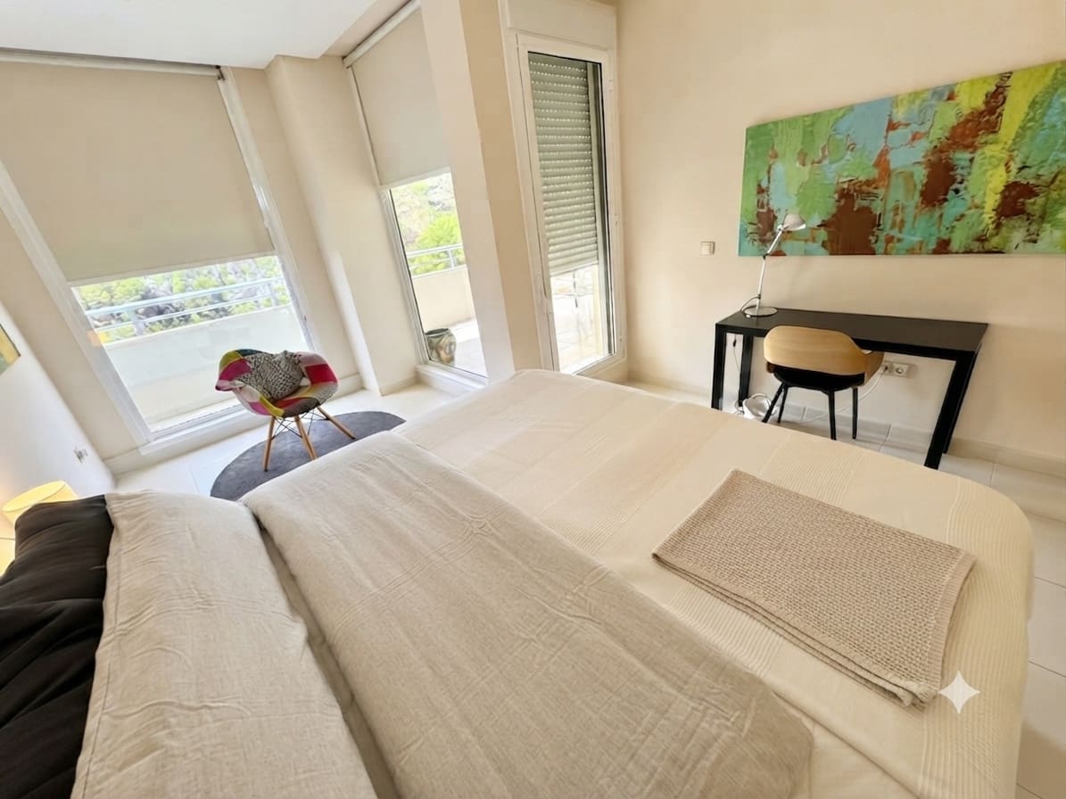 Appartement de 2 chambres à louer à Altea avec piscine garage - 1 500 € (Ref: 10004986)