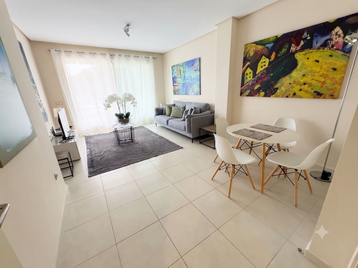 Appartement de 2 chambres à louer à Altea avec piscine garage - 1 500 € (Ref: 10004986)