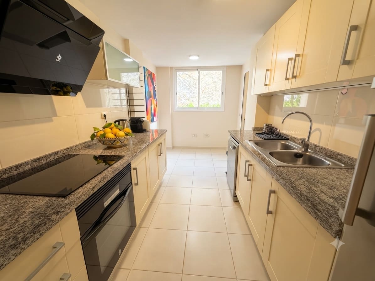 Appartement de 2 chambres à louer à Altea avec piscine garage - 1 500 € (Ref: 10004986)