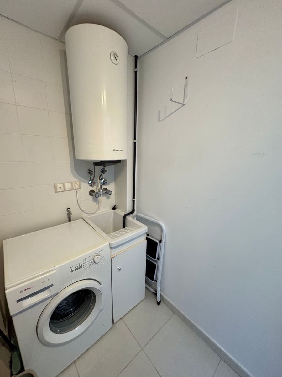 Appartement de 2 chambres à louer à Altea avec piscine garage - 1 500 € (Ref: 10004986)