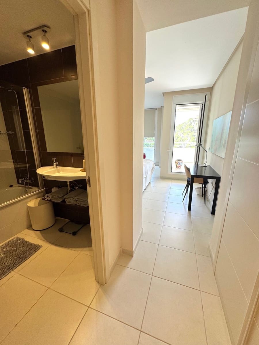 Appartement de 2 chambres à louer à Altea avec piscine garage - 1 500 € (Ref: 10004986)