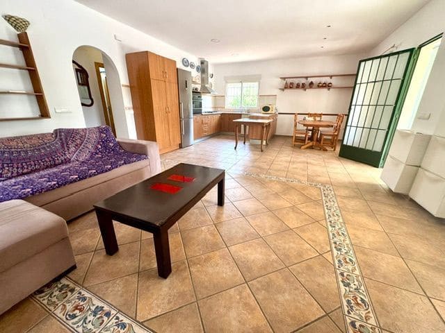 2 soverom Finca/Herregård til leie i Callosa d'En Sarria med svømmebasseng garasje - € 1 000 (Ref: 10057963)