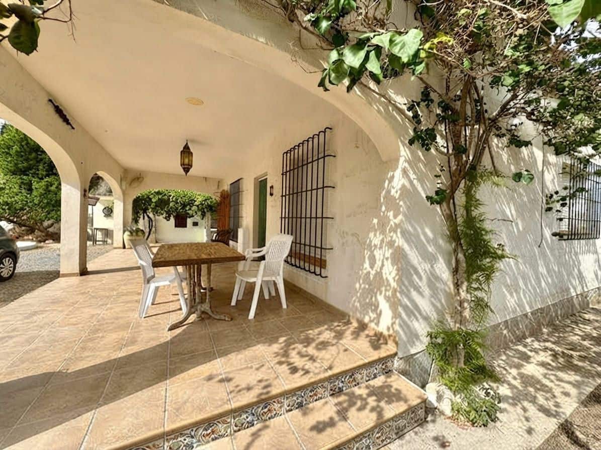 2 soverom Finca/Herregård til leie i Callosa d'En Sarria med svømmebasseng garasje - € 1 000 (Ref: 10057963)