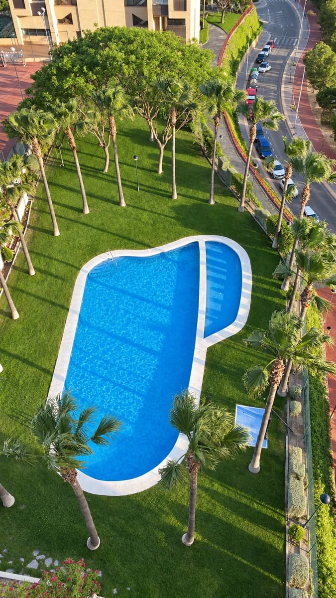 2 chambre Appartement à vendre à Benidorm avec piscine garage - 385 000 € (Ref: 10094195)