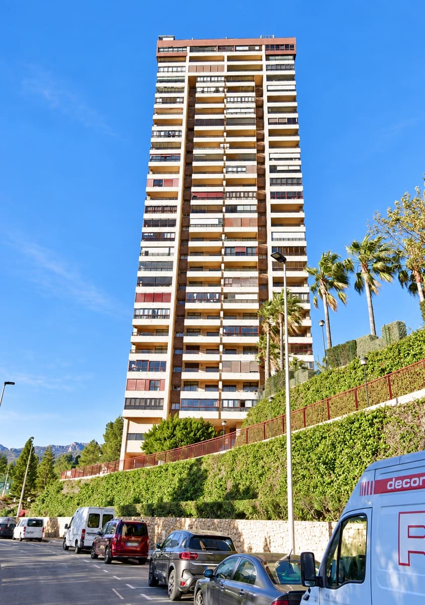 2 chambre Appartement à vendre à Benidorm avec piscine garage - 385 000 € (Ref: 10094195)
