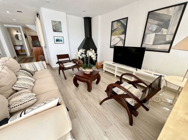 3 bedroom Penthouse for rent in Altea with garage - € 1,900 (Ref: 10141661)
