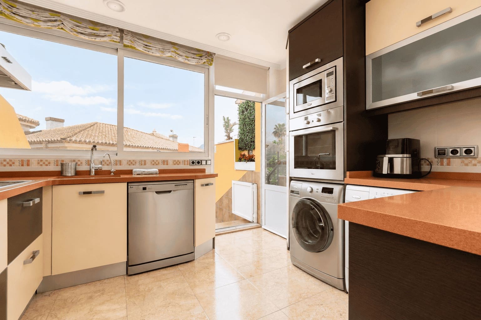 3 quarto Moradia Geminada para venda em Albir - 285 000 € (Ref: 10186417)