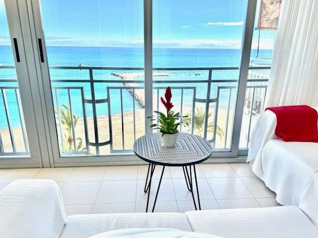 2 soveværelse Lejlighed til leje i Altea - € 1.500 (Ref: 8601285)