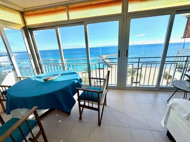 2 soveværelse Lejlighed til leje i Altea - € 1.500 (Ref: 8601285)