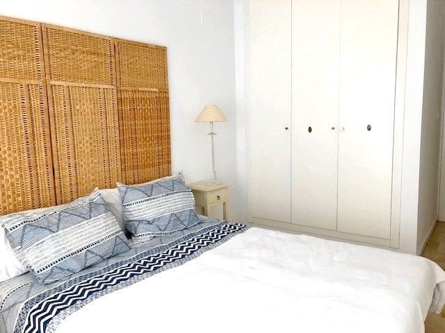 1 sypialnia Apartament do wynajęcia w Altea z basenem garażem - 950 € (Ref: 8601286)