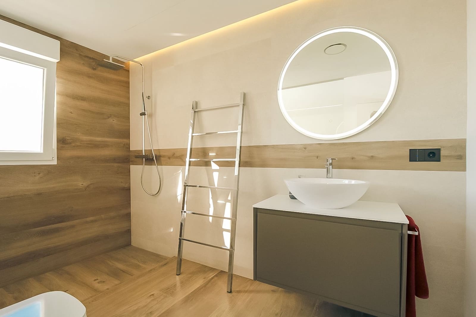 4 bedroom Villa for sale in Altea la Vella with pool garage - € 1,750,000 (Ref: 8608149)