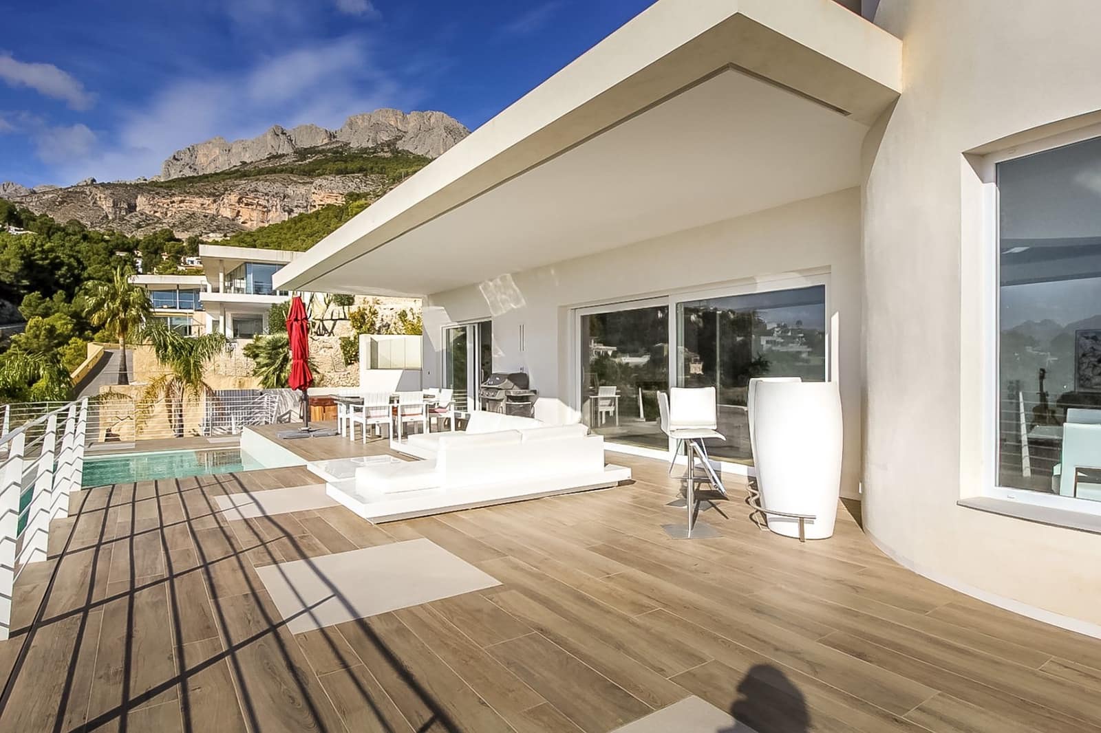 4 bedroom Villa for sale in Altea la Vella with pool garage - € 1,750,000 (Ref: 8608149)