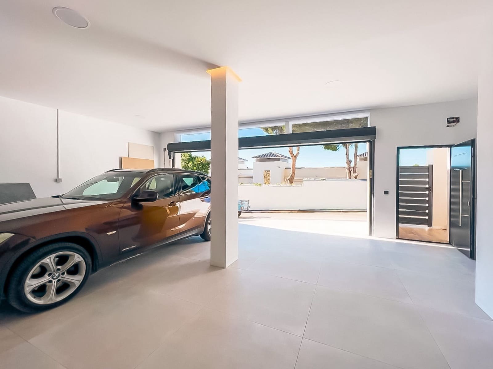 4 bedroom Villa for sale in Altea la Vella with pool garage - € 1,750,000 (Ref: 8608149)