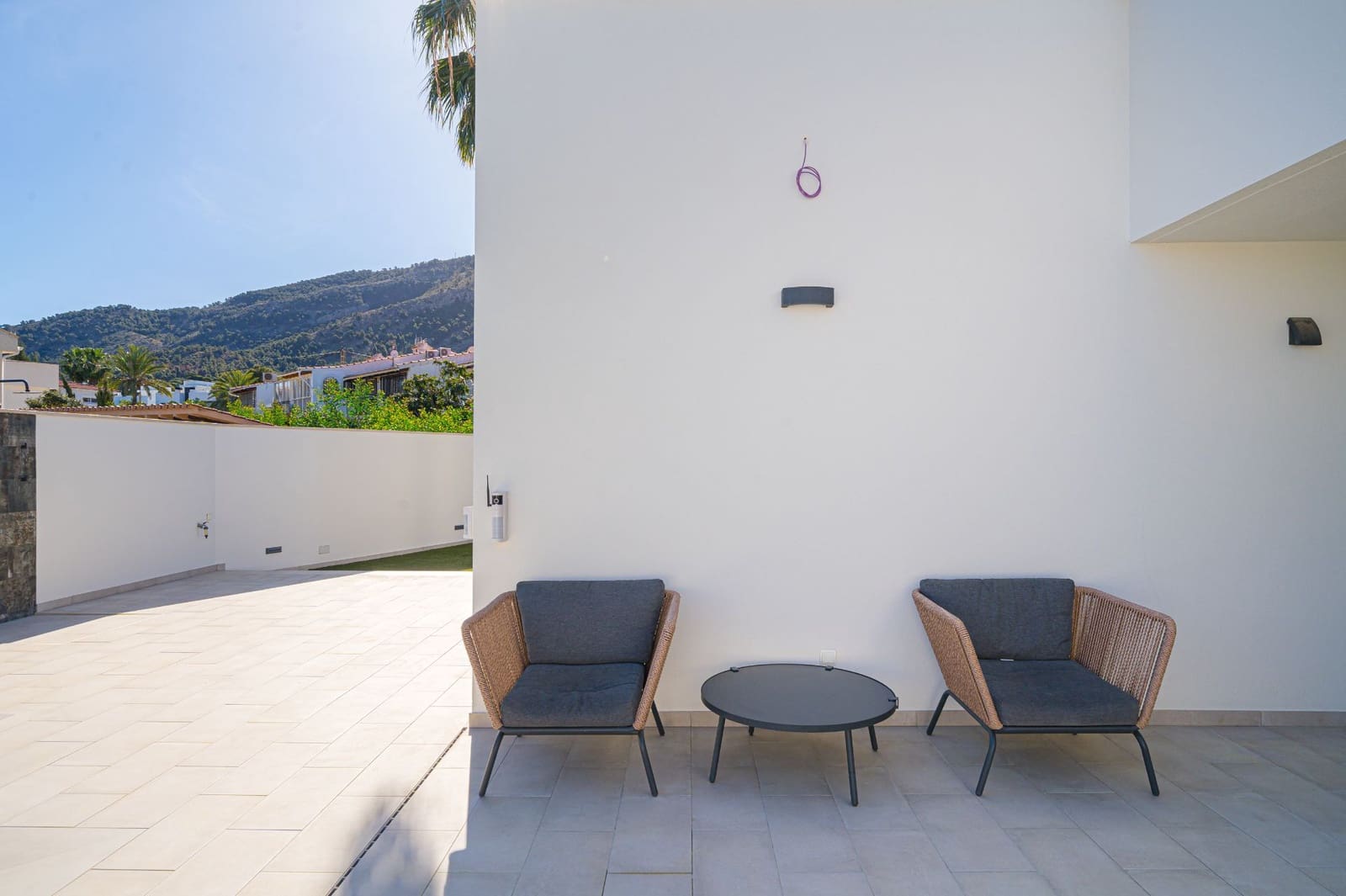 4 bedroom Villa for sale in Albir with garage - € 975,000 (Ref: 8610319)