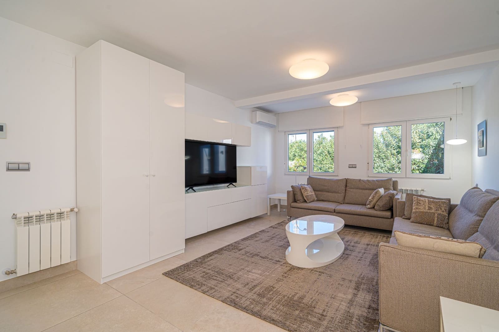 4 bedroom Villa for sale in Albir with garage - € 975,000 (Ref: 8610319)