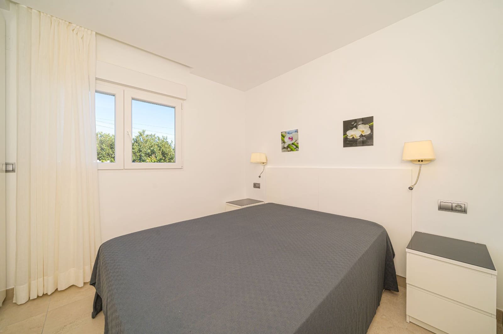 4 bedroom Villa for sale in Albir with garage - € 975,000 (Ref: 8610319)