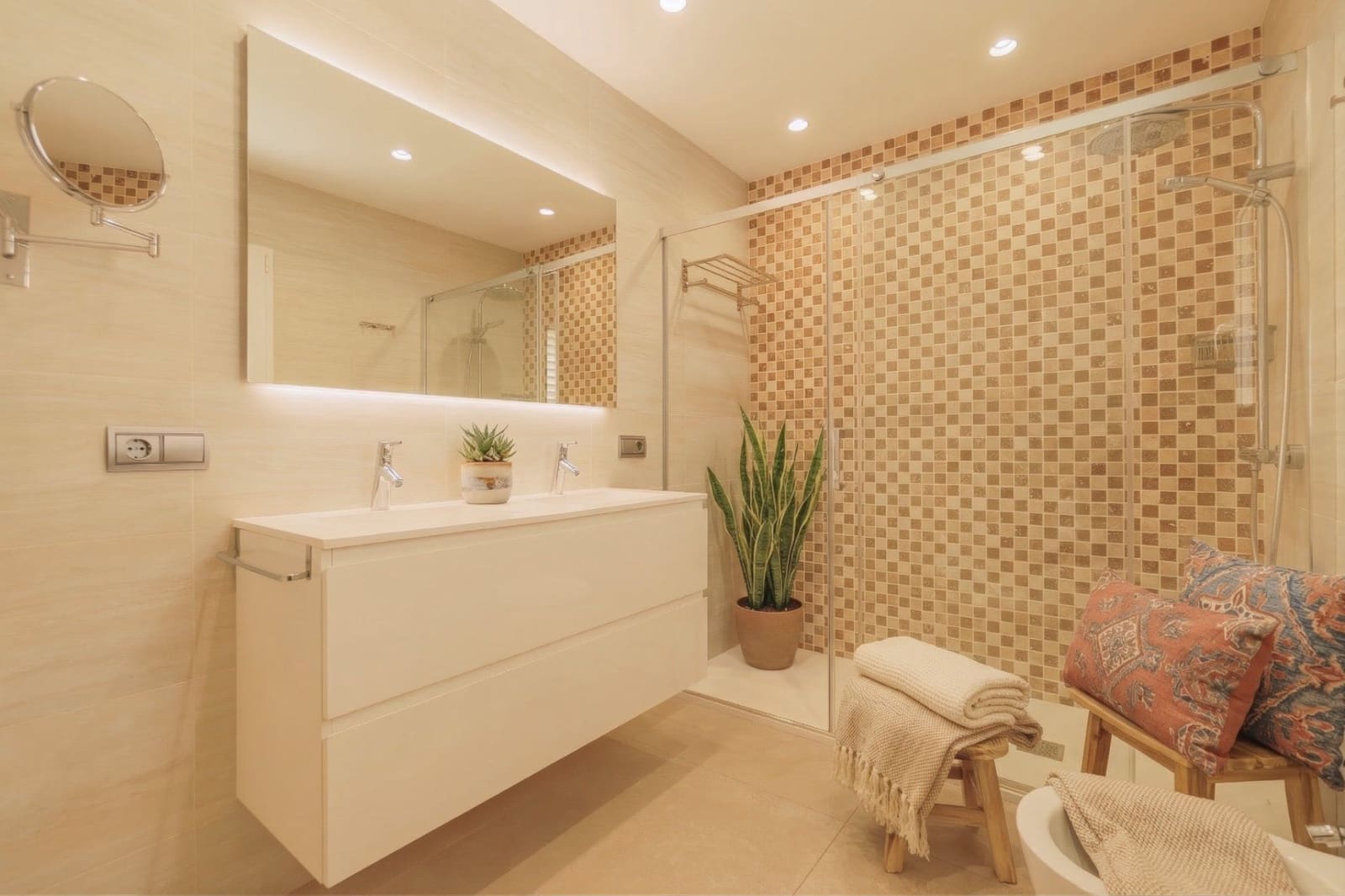 4 bedroom Villa for sale in Albir with garage - € 975,000 (Ref: 8610319)