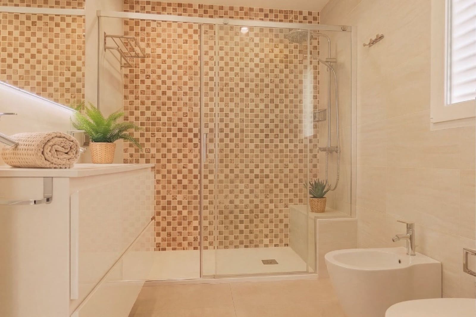 4 bedroom Villa for sale in Albir with garage - € 975,000 (Ref: 8610319)