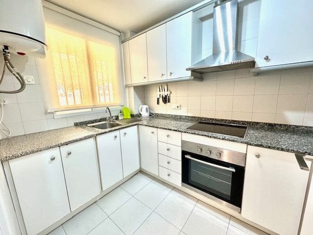 2 soveværelse Lejlighed til leje i Altea med swimmingpool garage - € 1.200 (Ref: 8652066)