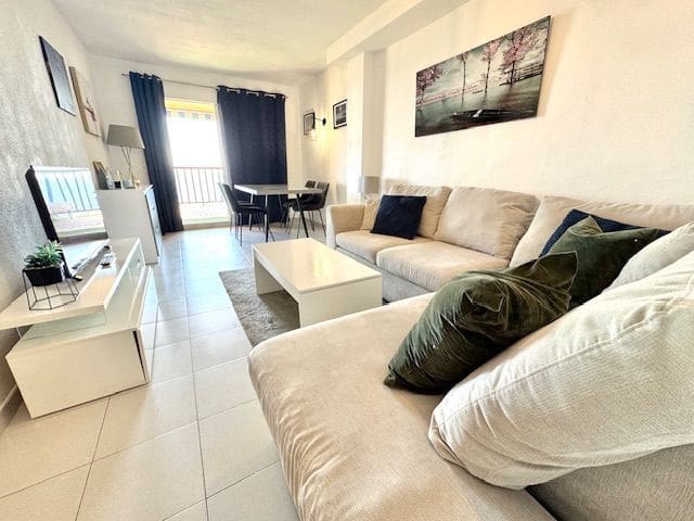 2 quarto Apartamento para arrendar em Altea com piscina garagem - 1 200 € (Ref: 8652066)