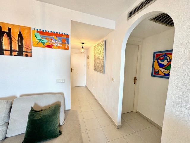 2 quarto Apartamento para arrendar em Altea com piscina garagem - 1 200 € (Ref: 8652066)