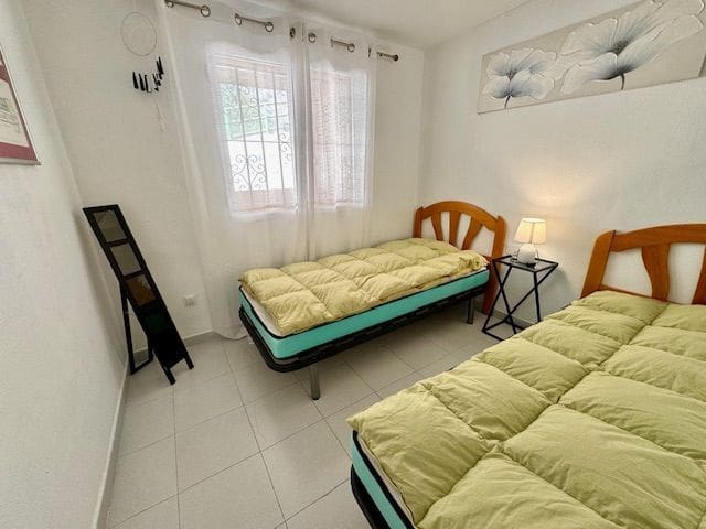 2 quarto Apartamento para arrendar em Altea com piscina garagem - 1 200 € (Ref: 8652066)