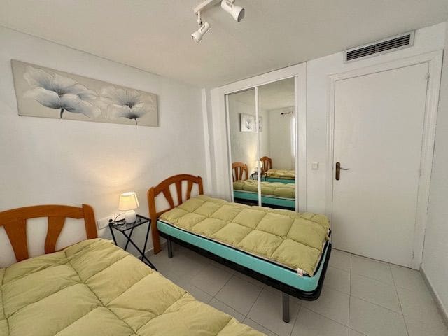 2 quarto Apartamento para arrendar em Altea com piscina garagem - 1 200 € (Ref: 8652066)