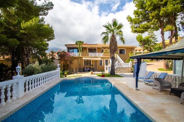 Chalet de 5 habitaciones en Montebello, La Nucia en venta con piscina garaje - 649.000 € (Ref: 8652068)