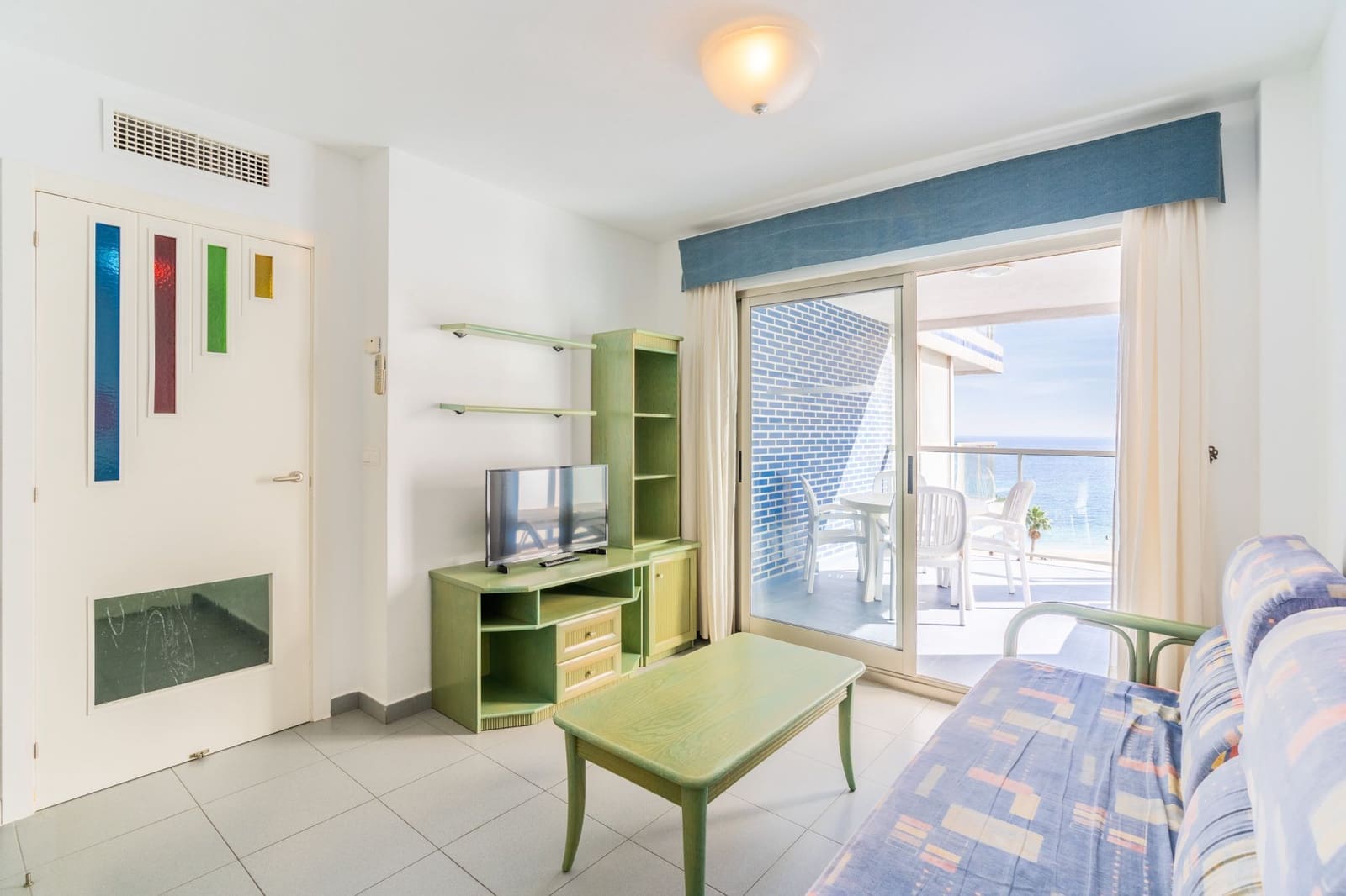 Apartamento de 2 habitaciones en Calpe / Calp en venta con piscina - 354.000 € (Ref: 8659122)