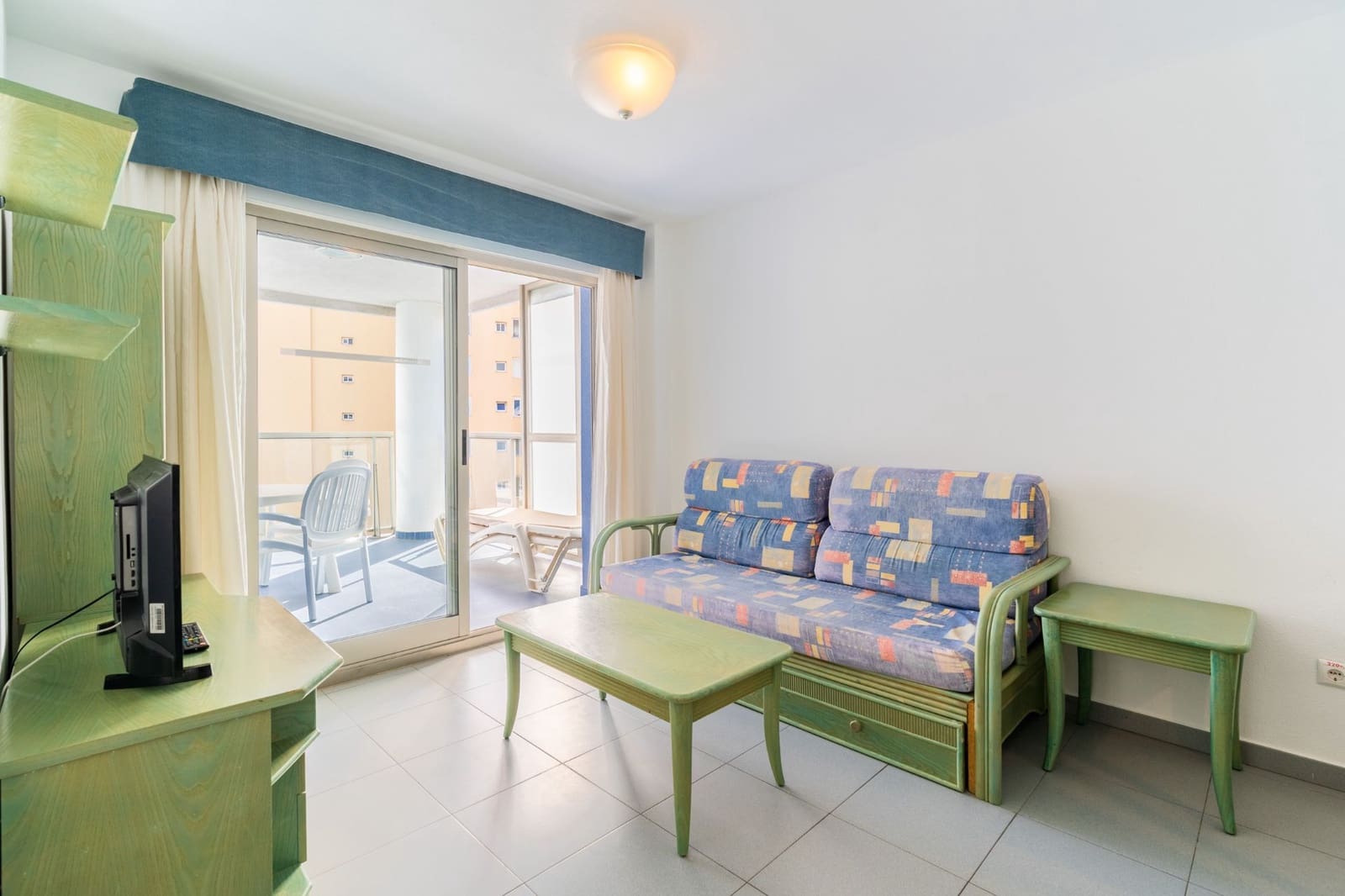 Apartamento de 2 habitaciones en Calpe / Calp en venta con piscina - 354.000 € (Ref: 8659122)