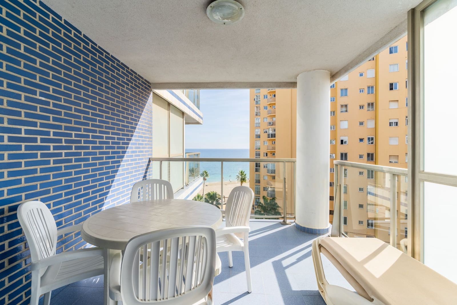 Apartamento de 2 habitaciones en Calpe / Calp en venta con piscina - 354.000 € (Ref: 8659122)