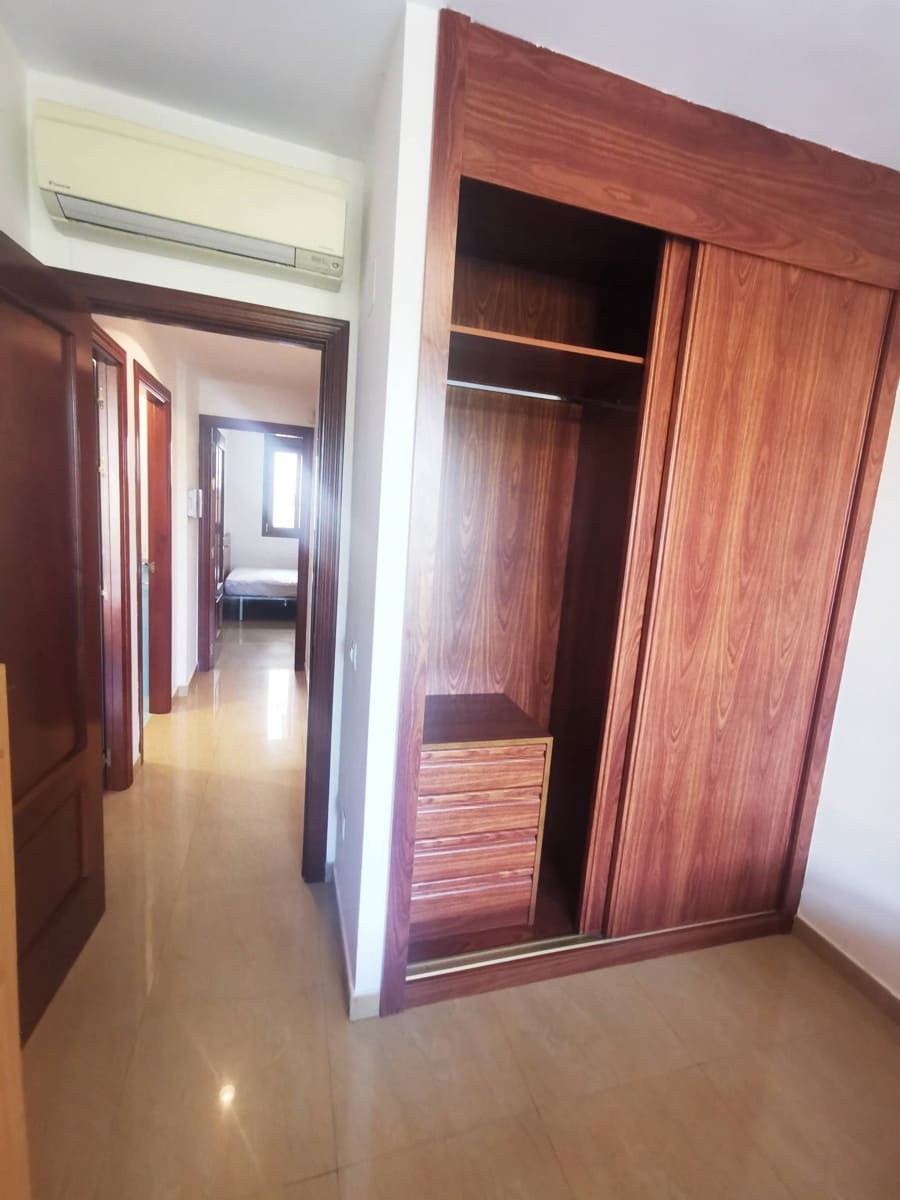 2 bedroom Apartment for rent in Altea with pool garage - € 950 (Ref: 8679474)