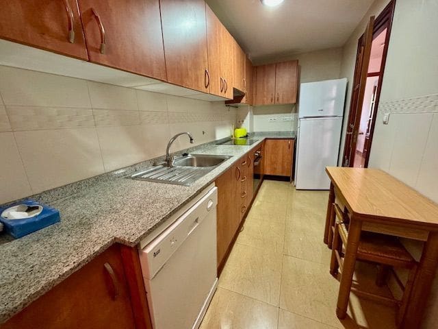 2 bedroom Apartment for rent in Altea with pool garage - € 950 (Ref: 8679474)