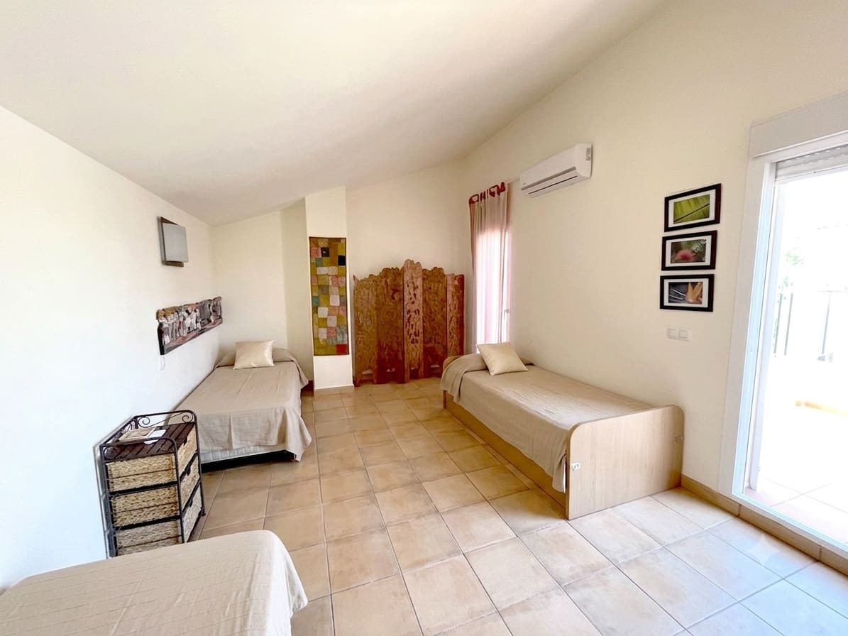 3 bedroom Apartment for rent in Altea with pool garage - € 1,600 (Ref: 8715278)