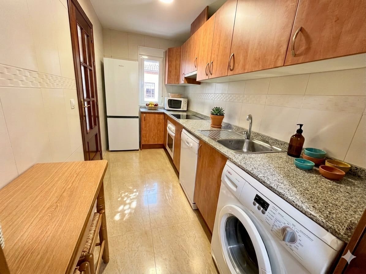 2 quarto Apartamento para arrendar em Altea com piscina garagem - 1 000 € (Ref: 8755311)
