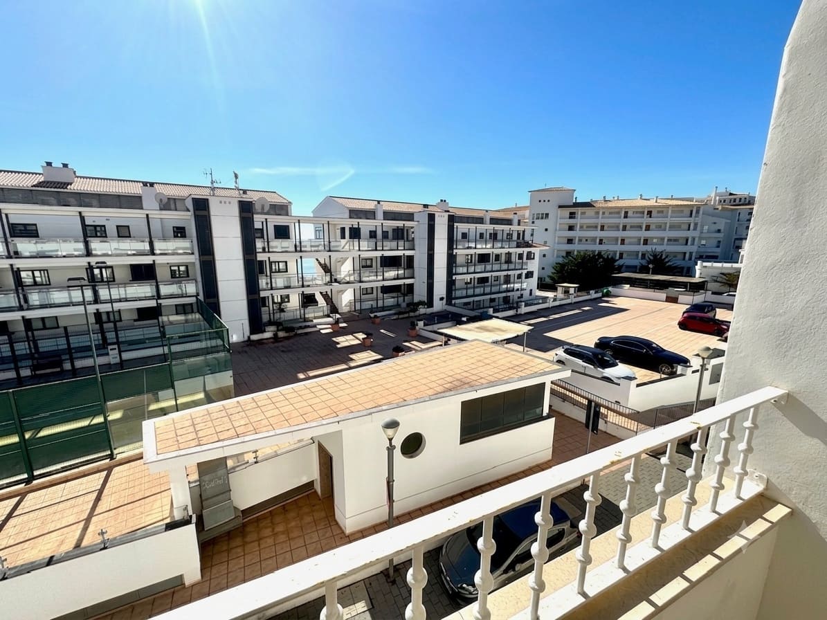 2 quarto Apartamento para arrendar em Altea com piscina garagem - 1 000 € (Ref: 8755311)