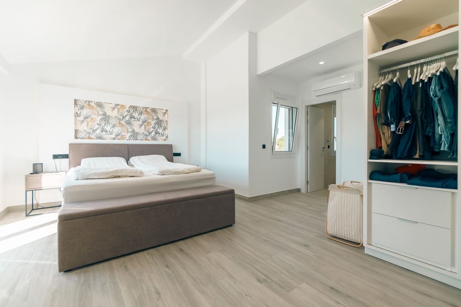 Chalet de 4 habitaciones en Alfaz del Pi / L'Alfàs del Pi en venta con piscina garaje - 1.195.000 € (Ref: 8792203)