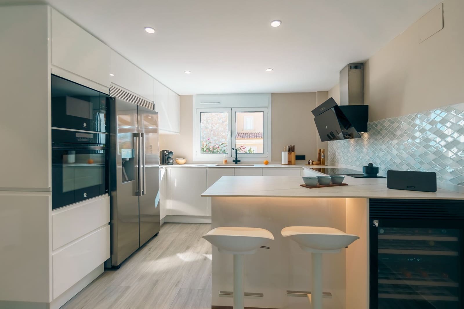 Chalet de 4 habitaciones en Alfaz del Pi / L'Alfàs del Pi en venta con piscina garaje - 1.195.000 € (Ref: 8792203)