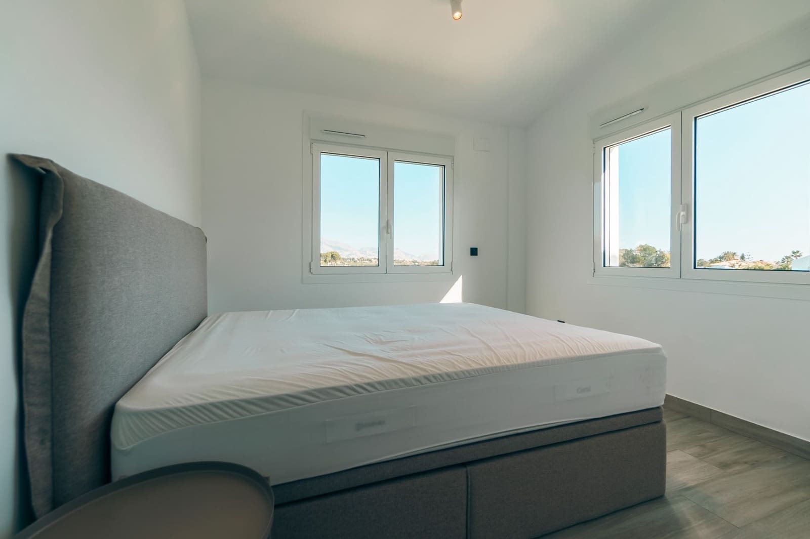 Chalet de 4 habitaciones en Alfaz del Pi / L'Alfàs del Pi en venta con piscina garaje - 1.195.000 € (Ref: 8792203)