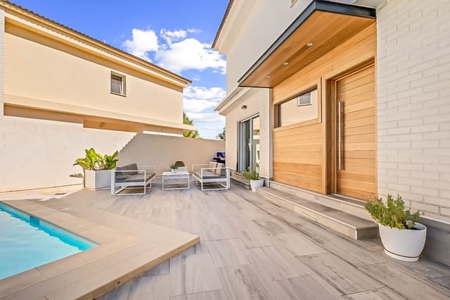 4 Zimmer Villa zu verkaufen in Alfaz del Pi / L'Alfàs del Pi mit Pool Garage - 599.000 € (Ref: 8801364)