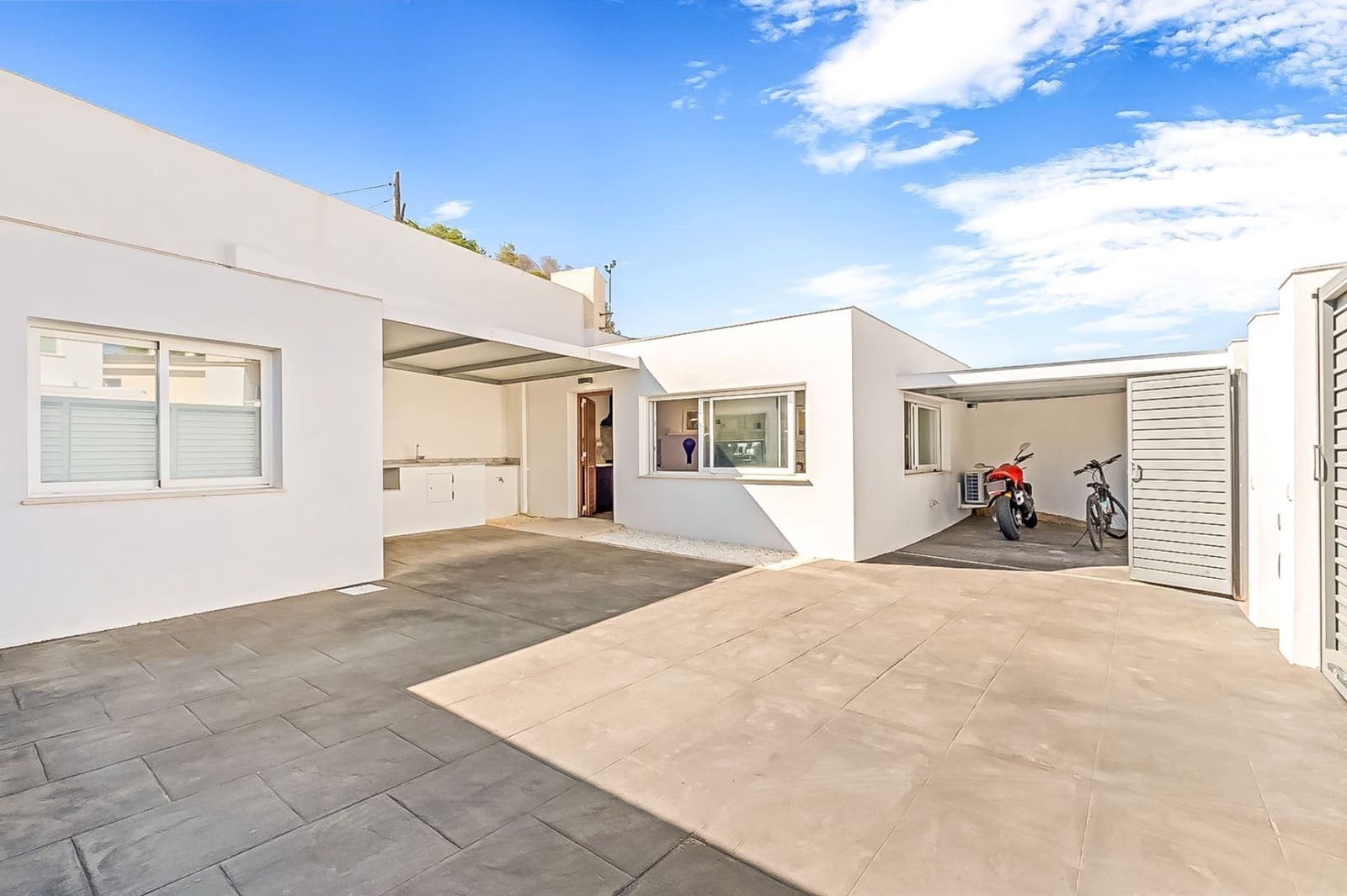 4 Zimmer Villa zu verkaufen in Alfaz del Pi / L'Alfas del Pi mit Pool Garage - 599.000 € (Ref: 8801364)