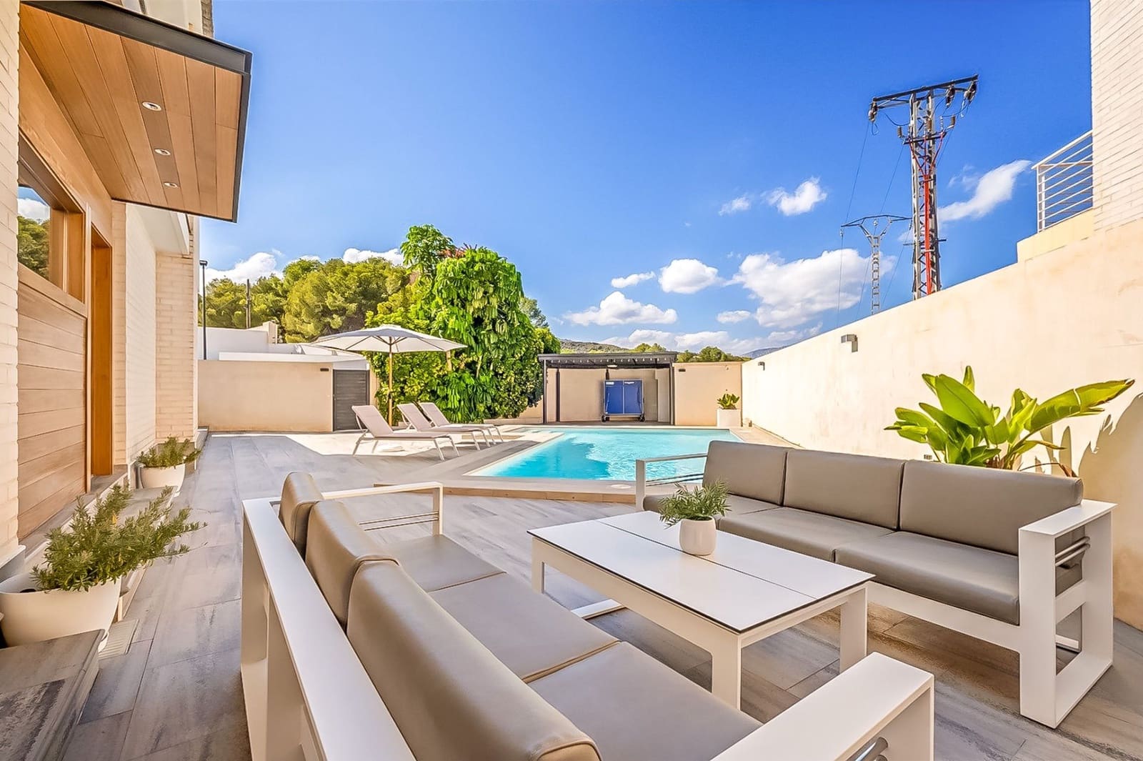 4 Zimmer Villa zu verkaufen in Alfaz del Pi / L'Alfas del Pi mit Pool Garage - 599.000 € (Ref: 8801364)