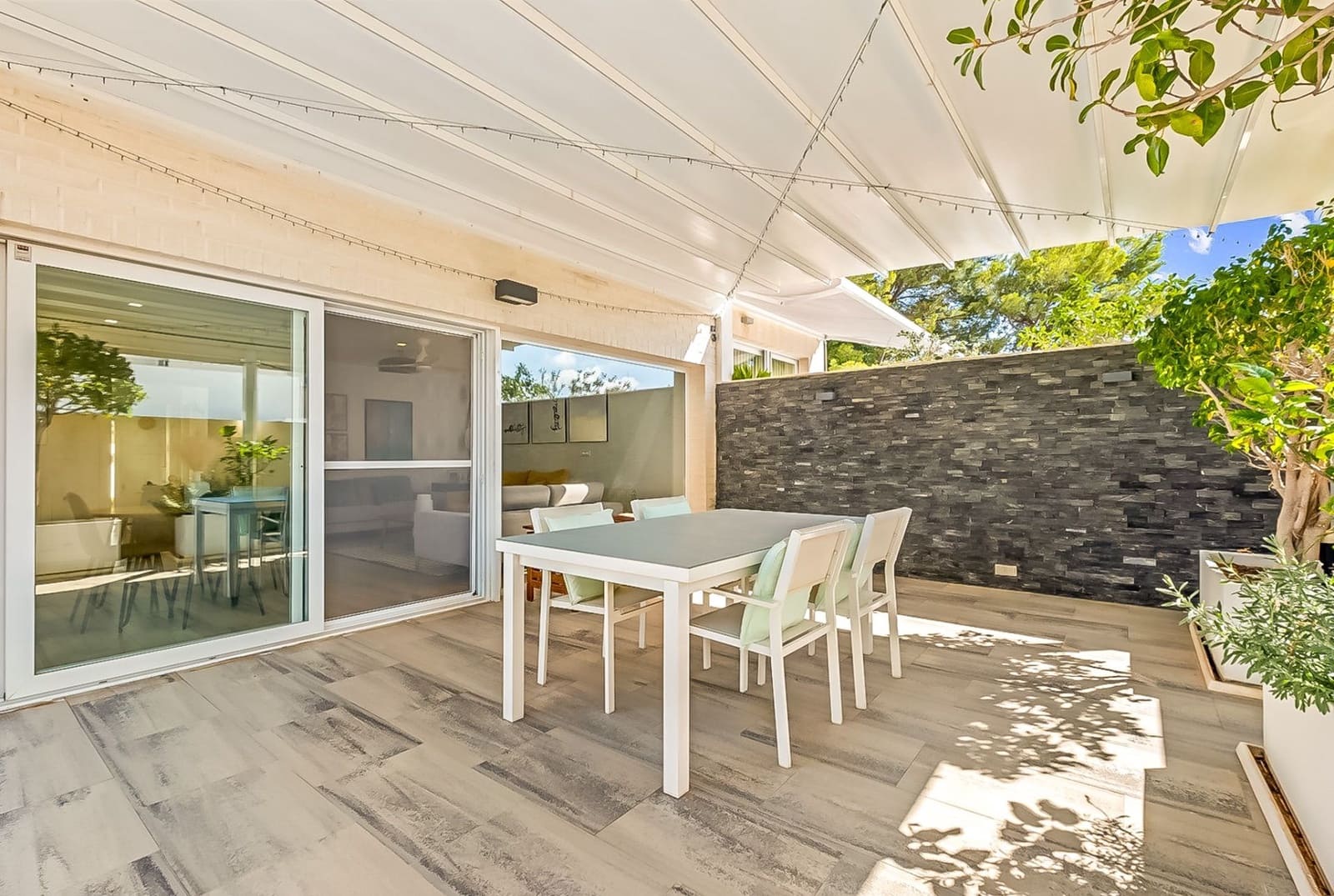 4 Zimmer Villa zu verkaufen in Alfaz del Pi / L'Alfas del Pi mit Pool Garage - 599.000 € (Ref: 8801364)