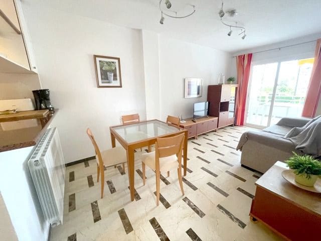 2 soveværelse Lejlighed til leje i Altea med swimmingpool garage - € 900 (Ref: 8809212)