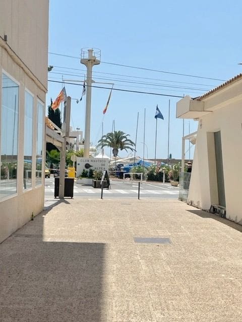 2 soveværelse Lejlighed til leje i Altea med swimmingpool garage - € 900 (Ref: 8809212)