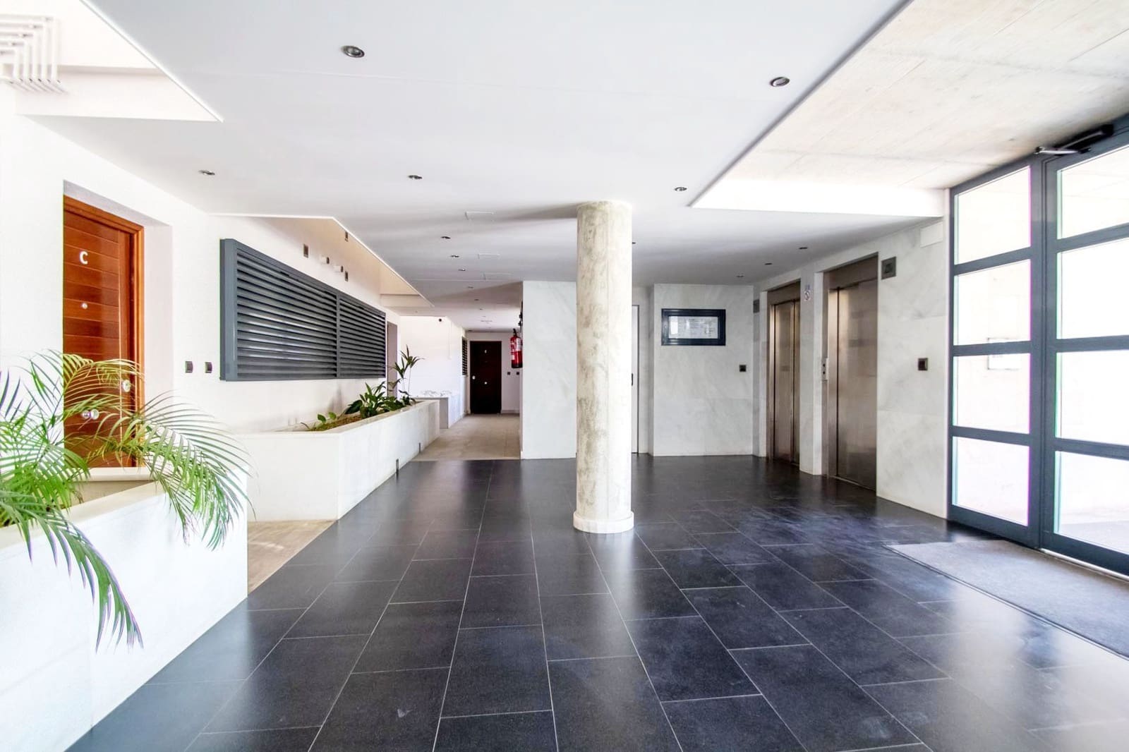 3 sypialnia Apartament do wynajęcia w Altea z basenem garażem - 1 700 € (Ref: 8829278)