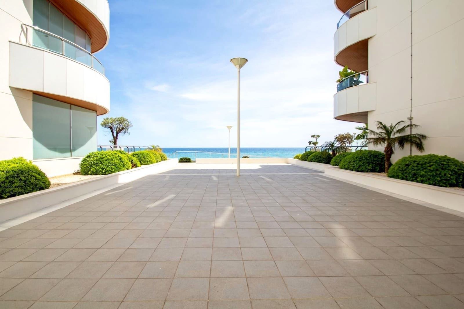 3 sypialnia Apartament do wynajęcia w Altea z basenem garażem - 1 700 € (Ref: 8829278)