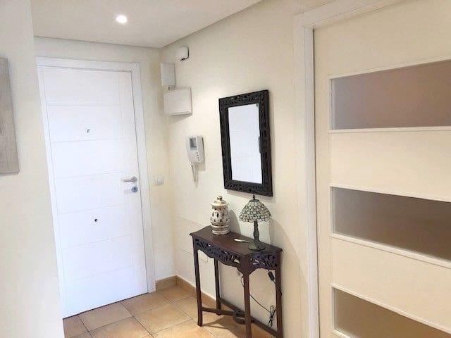 1 bedroom Apartment for rent in Altea with pool garage - € 1,000 (Ref: 8840658)