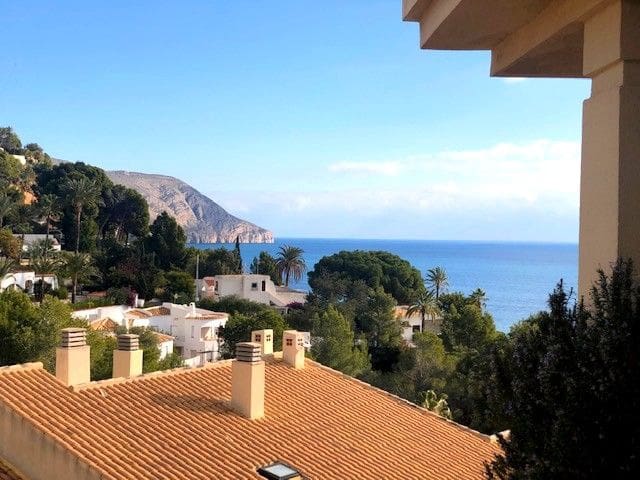 1 bedroom Apartment for rent in Altea with pool garage - € 1,000 (Ref: 8840658)