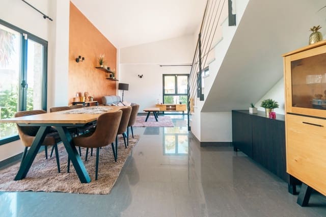 3 Zimmer Villa zu verkaufen in Polop mit Pool - 439.000 € (Ref: 8894535)